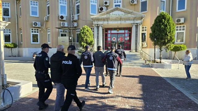 Aydın'da 25 düzensiz göçmen yakalandı