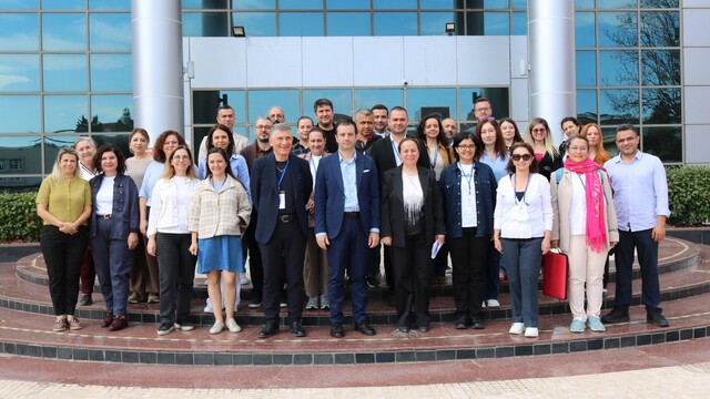 ADÜ Tıp Fakültesi'nde Eğitici Gelişimine Yönelik Temel Eğitim Becerileri Kursu düzenlendi