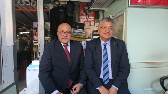 Kütahya'nın 43 yıllık muhtarına anlamlı ziyaret