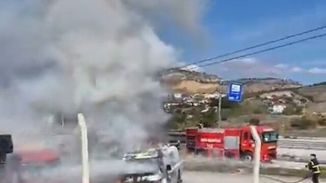 Kastamonu'da park halindeki tanker alev alev yandı