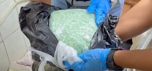Fırındaki dolabın çekmecesinden binlerce uyuşturucu hap çıktı