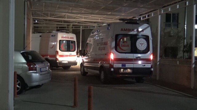 Siverek'te otomobil şarampole düştü: 3 yaralı