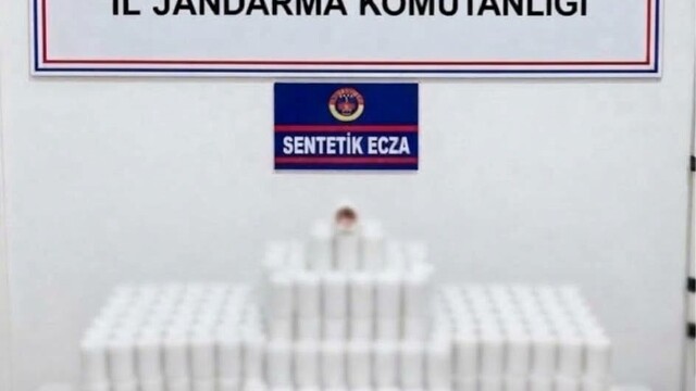 Manisa'da 42 bin 534 sentetik hap ele geçirildi