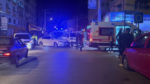 Osmaniye'de otomobiller çarpıştı: 2 yaralı