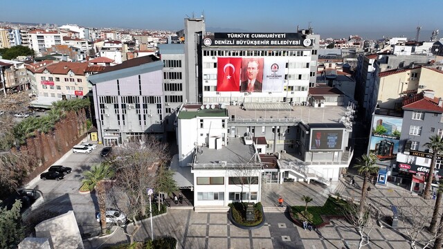 Denizli'de 50 bin TL'lik evlilik desteği sürüyor
Denizli Büyükşehirden kırsaldaki gençlere nefes aldıran destek