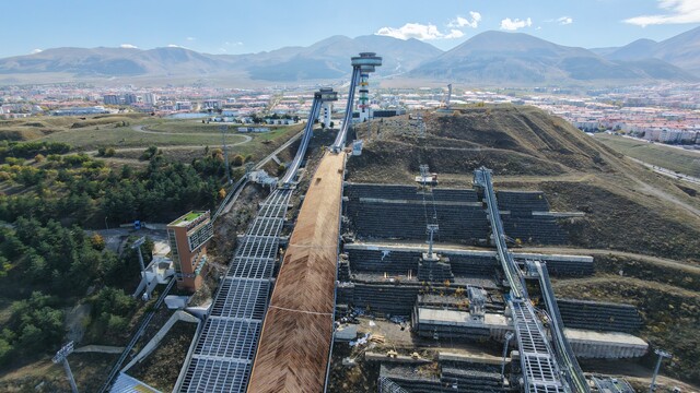 Türkiye'nin ilk ve tek atlama tesisi yenilenerek yeni sezona hazırlanıyor