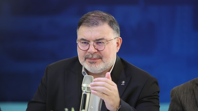 AK Parti İzmir İl Başkanlığında büyük STK buluşması
Başkan Saygılı: ''Birlikte başaracağız"
