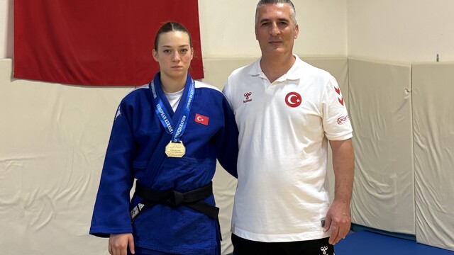 Babasıyla başladığı judoda gözünü zirveye dikti