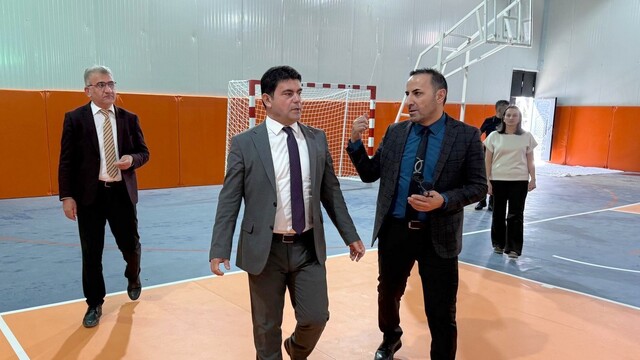 Hakkari'de Cumhuriyet İlk ve Ortaokuluna yeni spor salonu