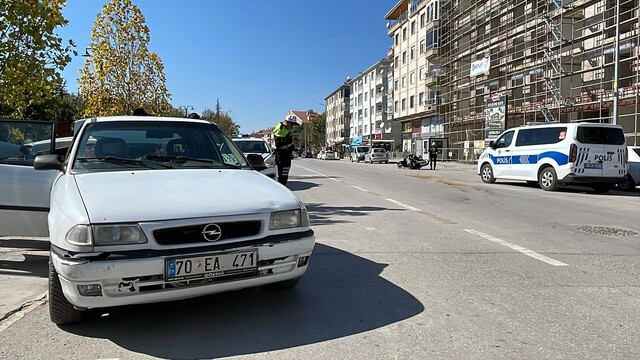 Karaman'da otomobille motosiklet çarpıştı: 1 yaralı