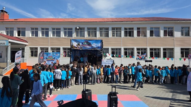 Bitlis'te öğrenciler teknoloji ve STEM etkinliklerine katıldı
