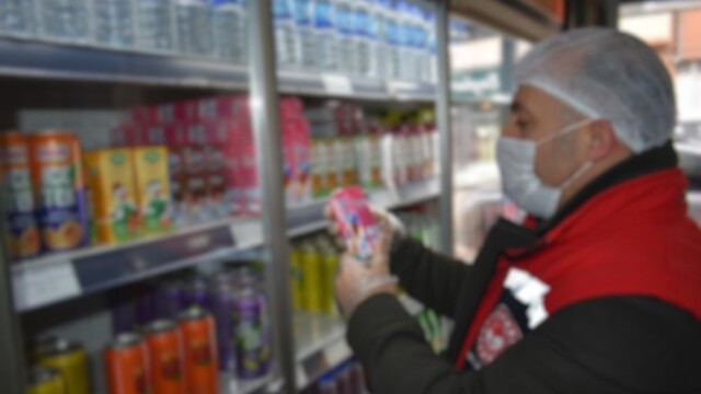 Bayburt'ta gıda işletmelerine etiket uyarısı