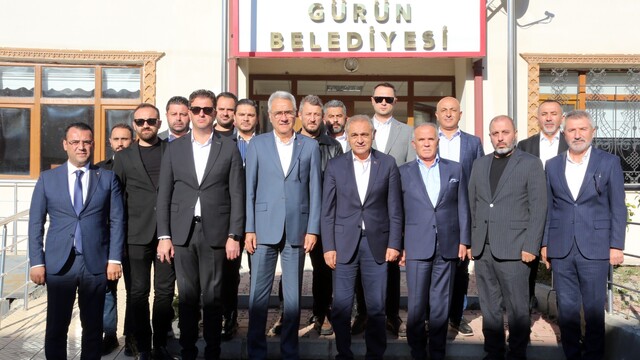 STSO Başkanı Zeki Özdemir: "İyi günde, kötü günde her dönem üyelerimizin yanındayız"
