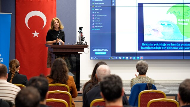Eskişehir'de "İklim Finansmanı ve Yeşil Dönüşüm Paneli" yapıldı