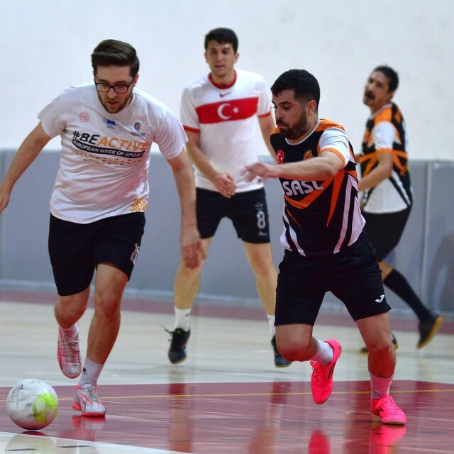 Osmaniye'de Kamu Spor Oyunları Futsal Turnuvası sona erdi