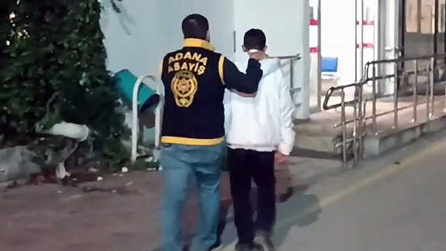 Adana'da kasada oturan çocuğu başından vuran 17 yaşındaki şüpheli yakalandı