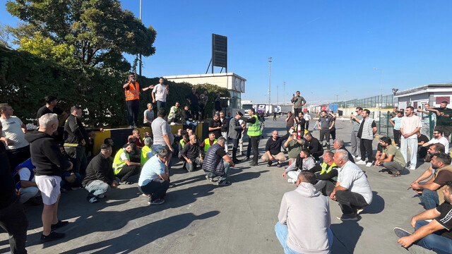 Kapıkule Sınır Kapısı'nda TIR sürücülerinden 5 saatlik eylem