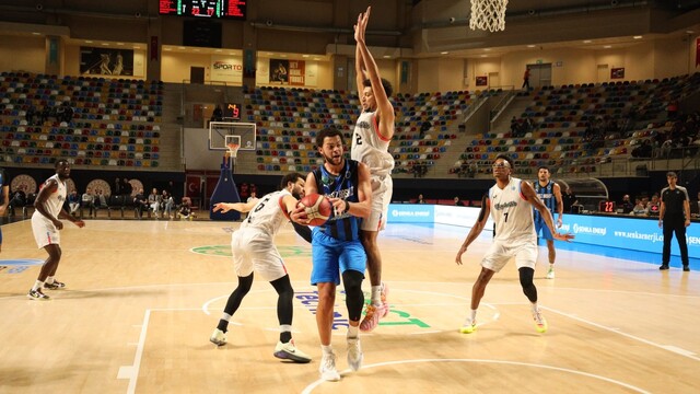 FIBA Europe Cup: Körfez Basket: 112 - Manchester Basketball: 71