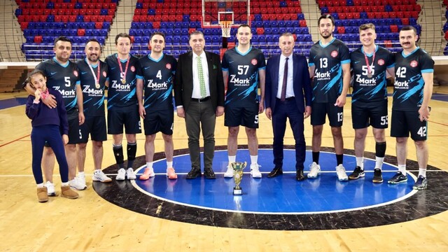 Niğde'de Kamu Spor Oyunları'nda voleybol şampiyonu belli oldu