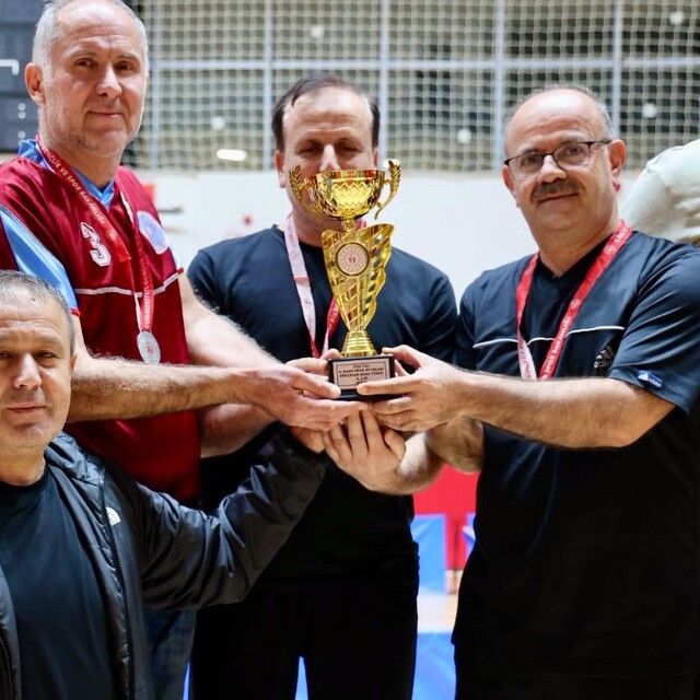 Niğde'de Kamu Spor Oyunları'nda üç branşın şampiyonları belli oldu