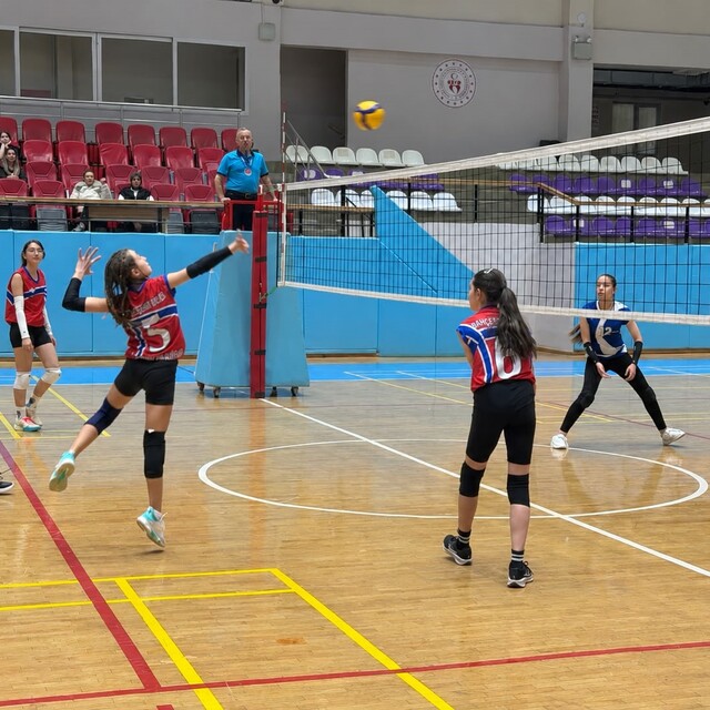 Afyonkarahisar'da Okul Sporları müsabakaları başladı