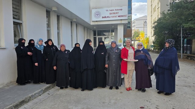 Bayburt'ta 3 köyün sakinlerine kanser taraması yapıldı