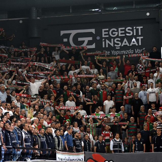 Karşıyaka'da Fenerbahçe maçı biletlerine büyük ilgi