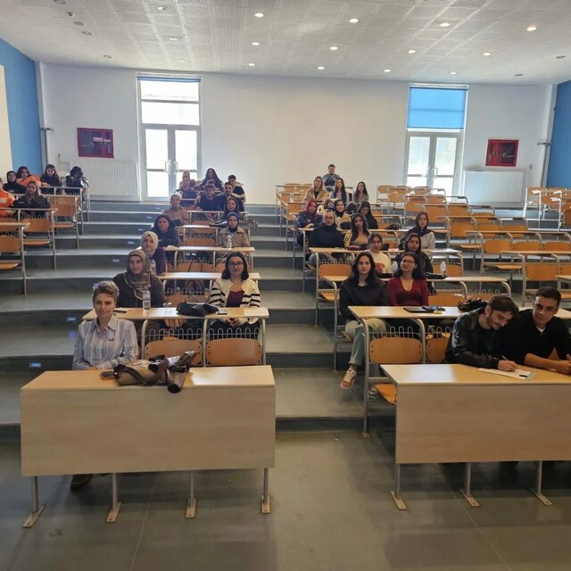 Sinop'ta geleceğin sağlıkçılarına kariyer rehberliği