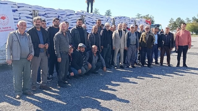 Beyşehir ve Hüyük'te mercimek üreticisine 3,6 milyon liralık destek