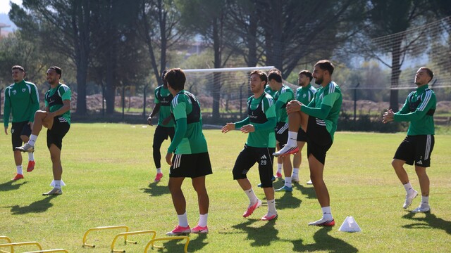 Yalçın Koşukavak: "İstanbulspor karşısında galibiyet umut ediyorum"