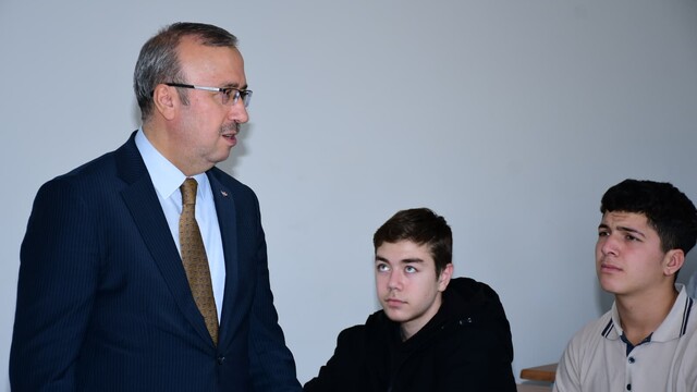 İl Millî Eğitim Müdürü Sinan Aydın, Firuz Kanatlı Mesleki ve Teknik Anadolu Lisesi'ni ziyaret etti