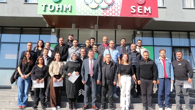 Kayseri'de Gençlik ve Spor İl Müdürlüğü personeline arama kurtarma eğitimi verildi