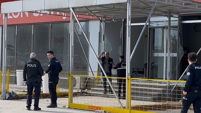Bursa'da 250 milyon liralık alacak iddiası: Firma sahibi satış ofisine ateş açtı