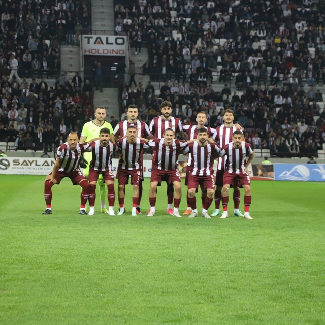 Elazığspor, Isparta'ta 21 futbolcuyla gidiyor