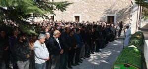 Afyonkarahisar'daki trafik kazasında ölenlerin cenazeleri defnedildi