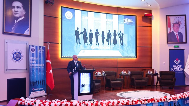 Başkan Sekmen'den iş hayatına atılacak gençlere önemli tavsiyeler