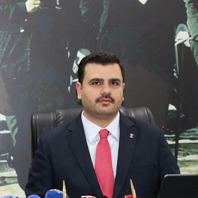 AK Parti'li İnan: Özgür Özel, rüşvet çarkının dişlileri arasında paramparça...