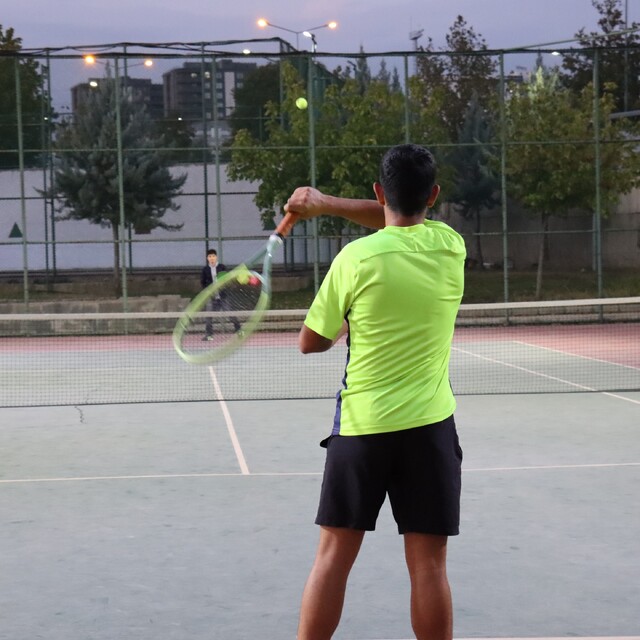 Cumhuriyet Bayramı Tenis Turnuvası başladı