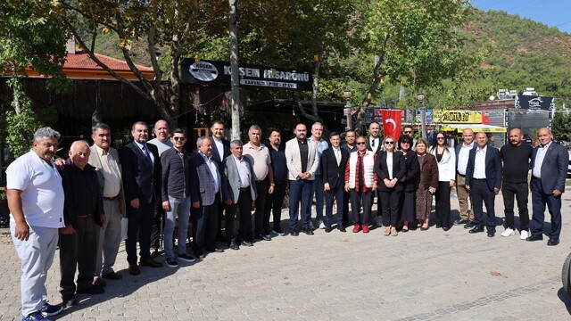 Başkan Ünlü muhtarlarla bir araya geldi