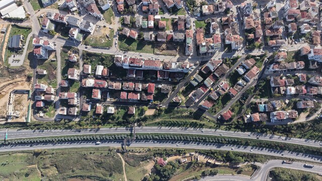 Çayırova'da 2,8 kilometrelik yol yenileniyor