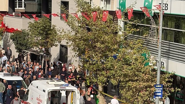 4 aylık hamile kadını bıçakladı, anne karnındaki bebek için de tedavi başladı