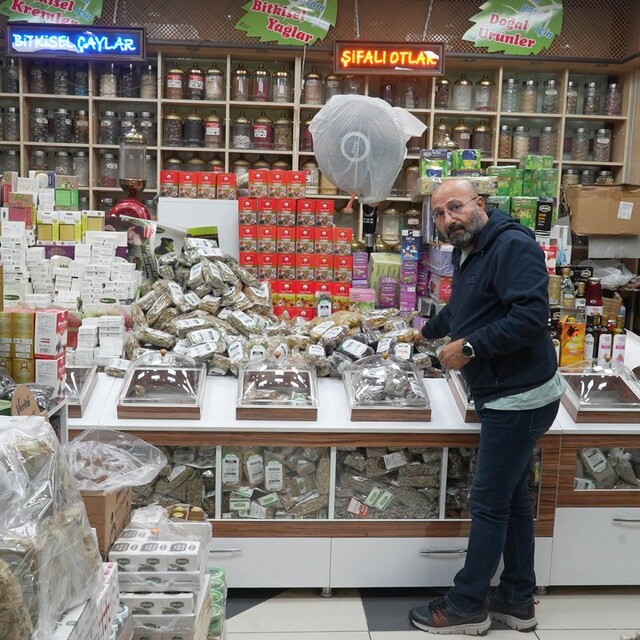 Muş'ta havalar soğudu, aktarlarda yoğunluk arttı