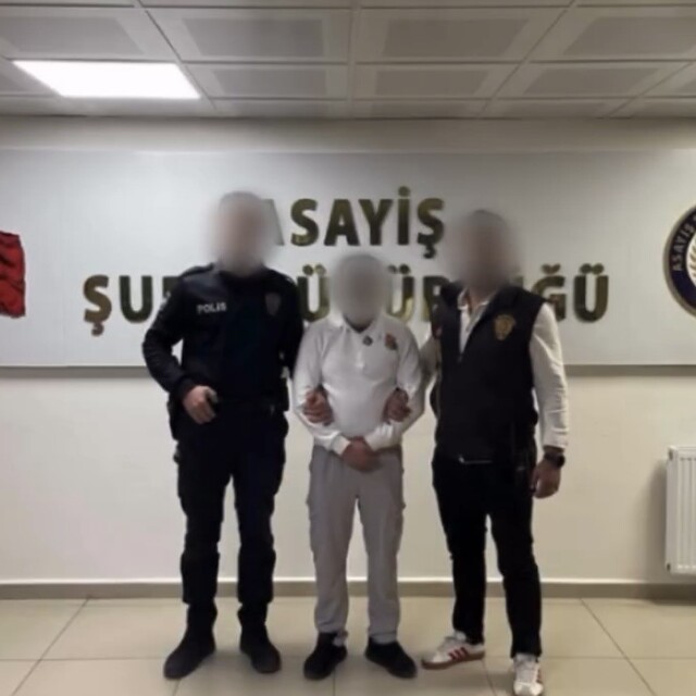 98 yıl hapis cezası ile aranan şahıs polisten kaçamadı
