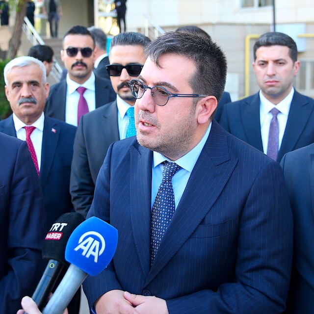 Diyarbakır'da "6 Şubat Depremlerine İlişkin Adli Süreçler" toplantısı düzen...