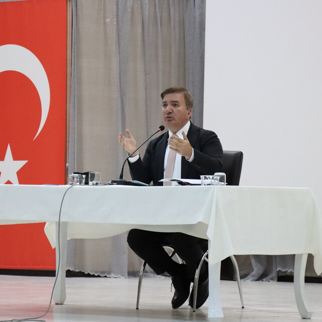 Erzincan Valisi Aydoğdu'dan velilere çağrı: "Vicdanlı ve merhametli çocukla...