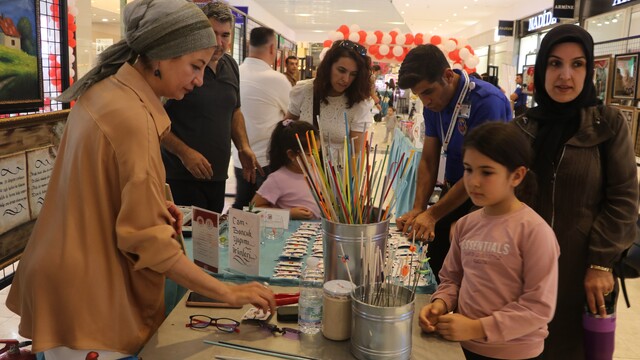 Adana'da cezaevindeki hükümlülerin eserleri sergilendi
"Bağımlılıkla Mücadele ve Bağımsızlık Sergisi" açıldı
