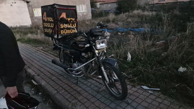 Çorum'da otomobil ile motosiklet çarpıştı: 1 yaralı