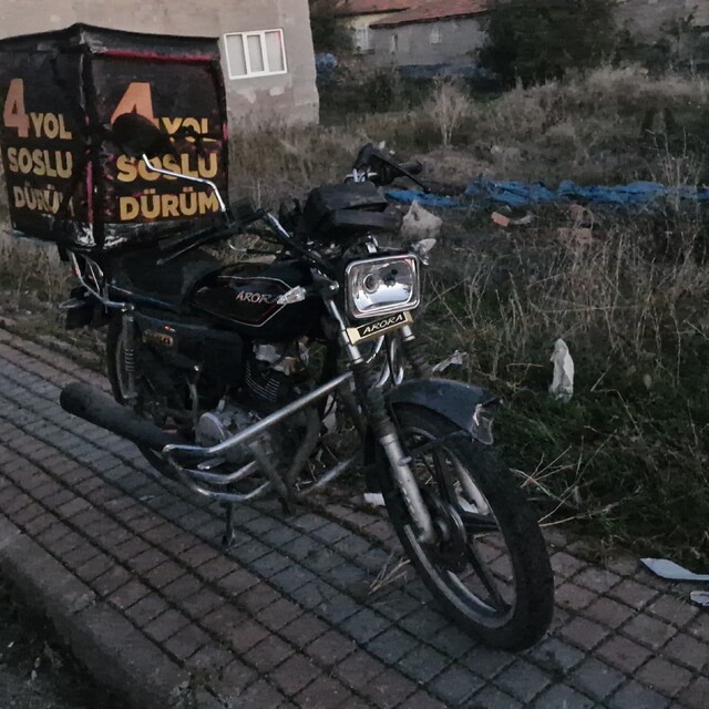 Çorum'da otomobil ile motosiklet çarpıştı: 1 yaralı