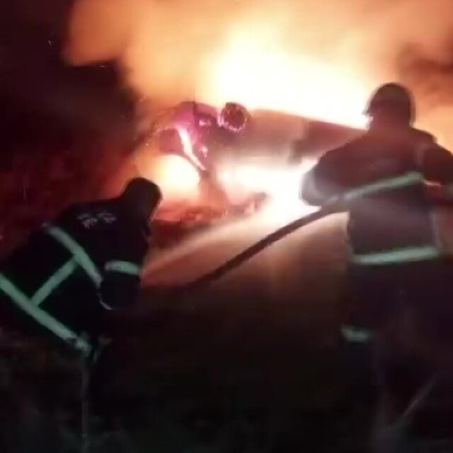 Amasya'da takla atan otomobil alev alev yandı, sürücü son anda kurtuldu