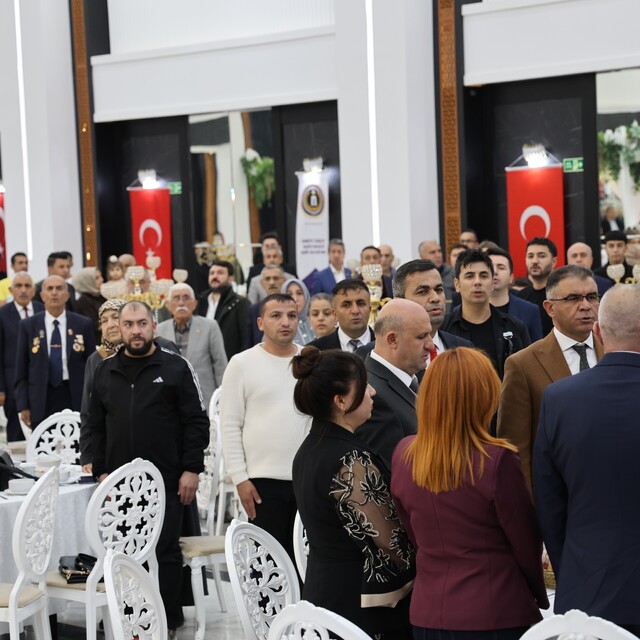 EMŞAV Başkanı Yılmaz: "Bu süreç sükunetle, huzurla, özellikle siz bedel öde...
